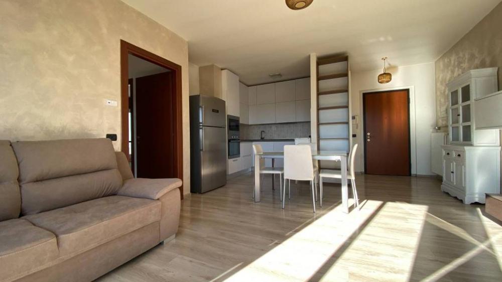 appartamento in affitto a Samarate