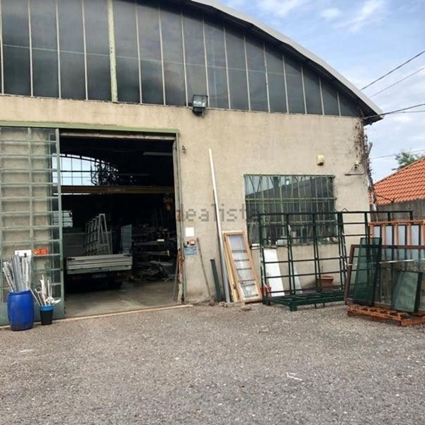 capannone in affitto a Samarate