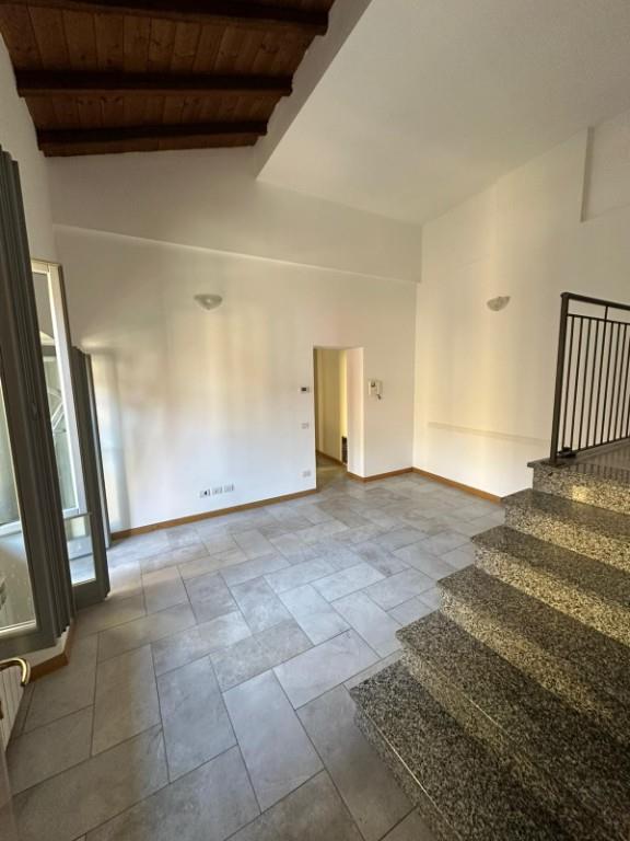 appartamento in affitto a Samarate