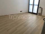 appartamento in affitto a Samarate in zona Verghera