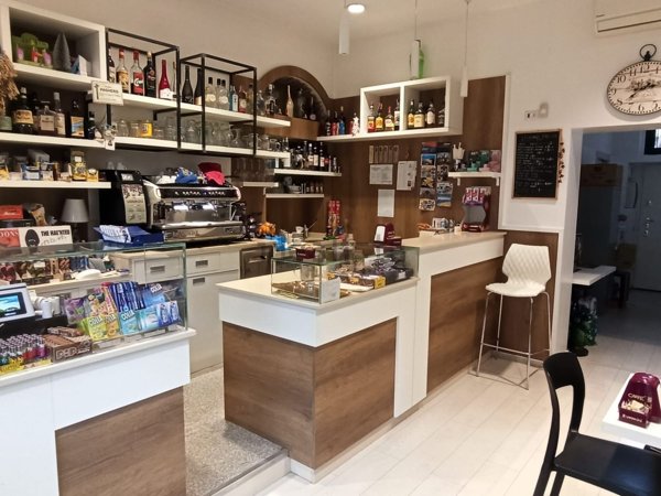 negozio in affitto a Saronno