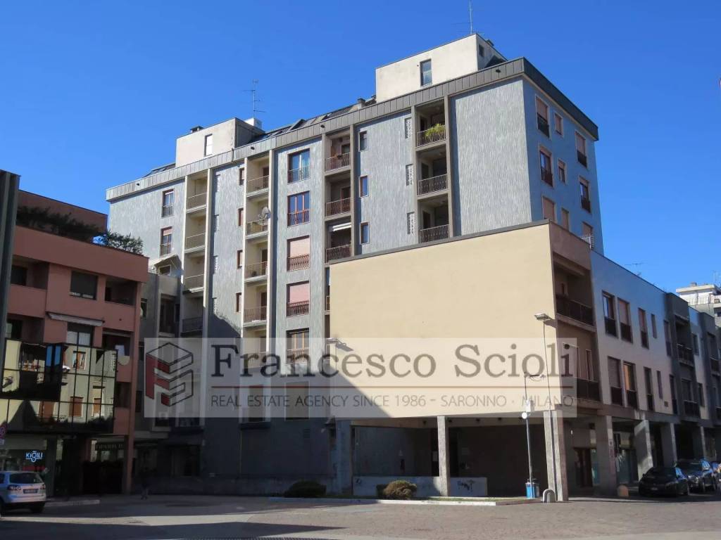 ufficio in affitto a Saronno