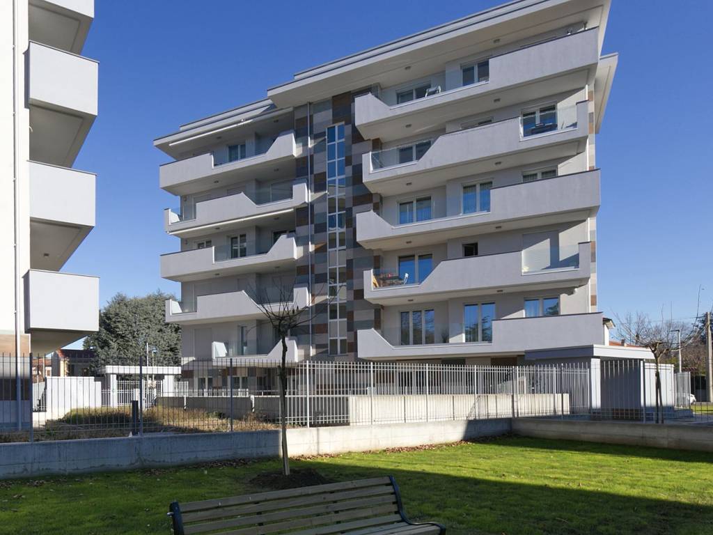 appartamento in affitto a Saronno