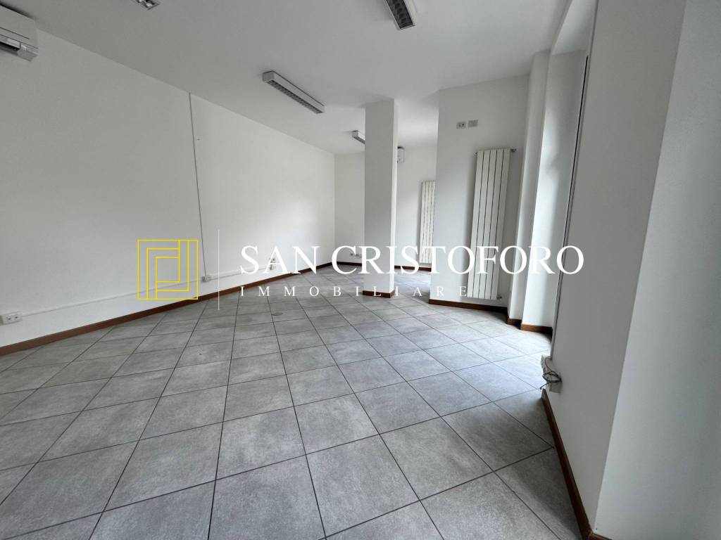 negozio in affitto a Saronno