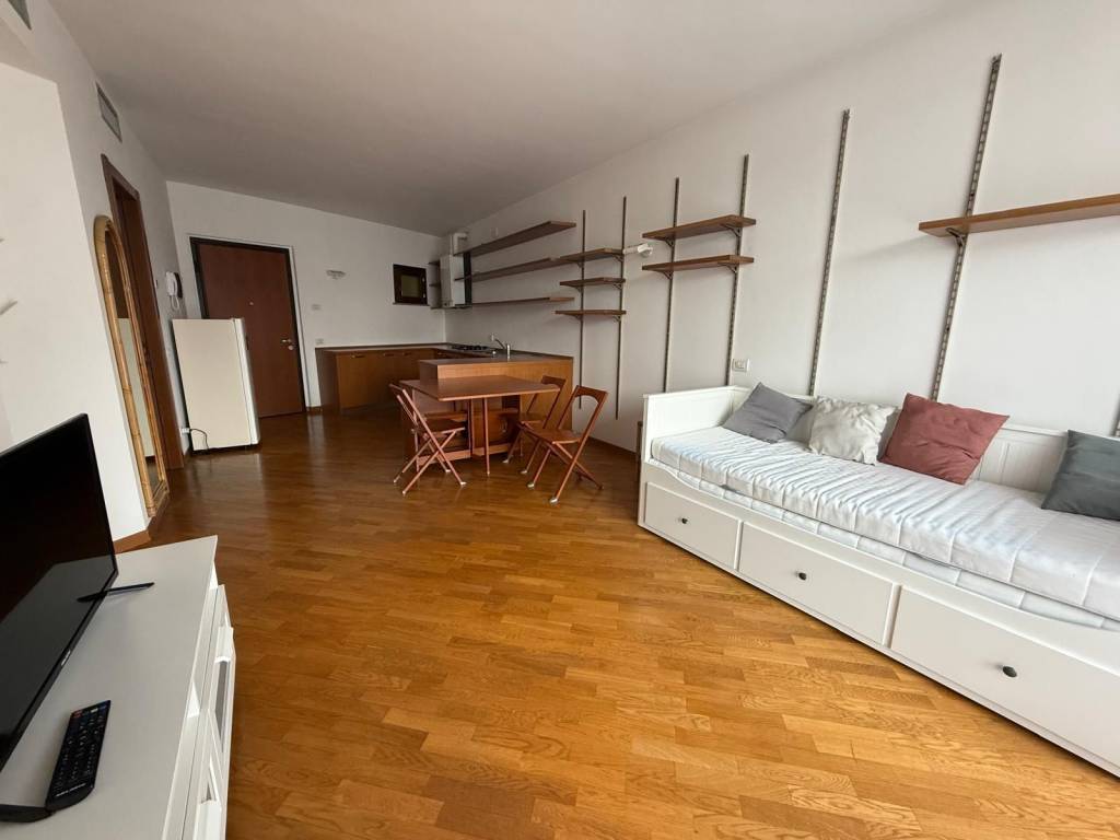 appartamento in affitto a Saronno