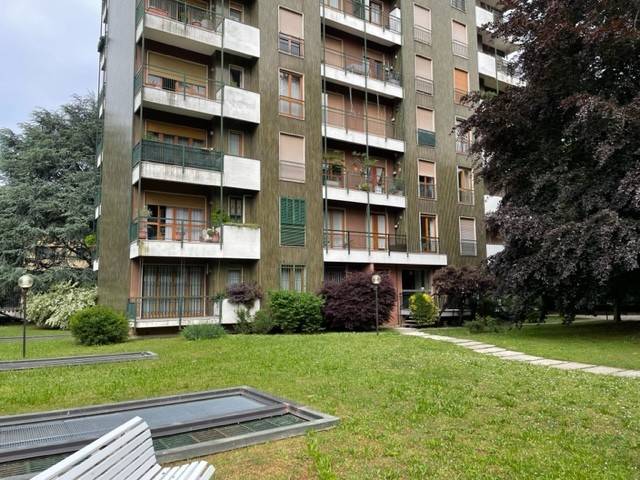 appartamento in affitto a Saronno