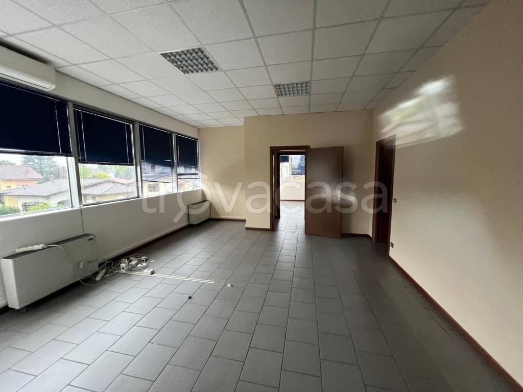 ufficio in affitto a Saronno