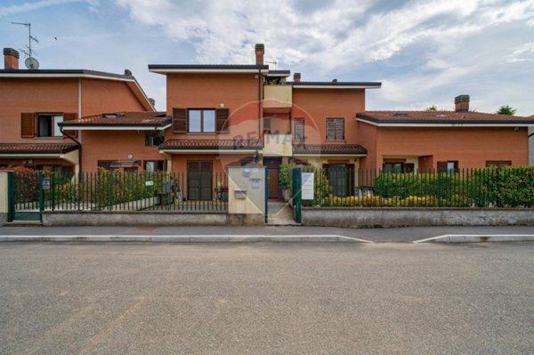 appartamento in affitto a Saronno in zona Cascina Colombara