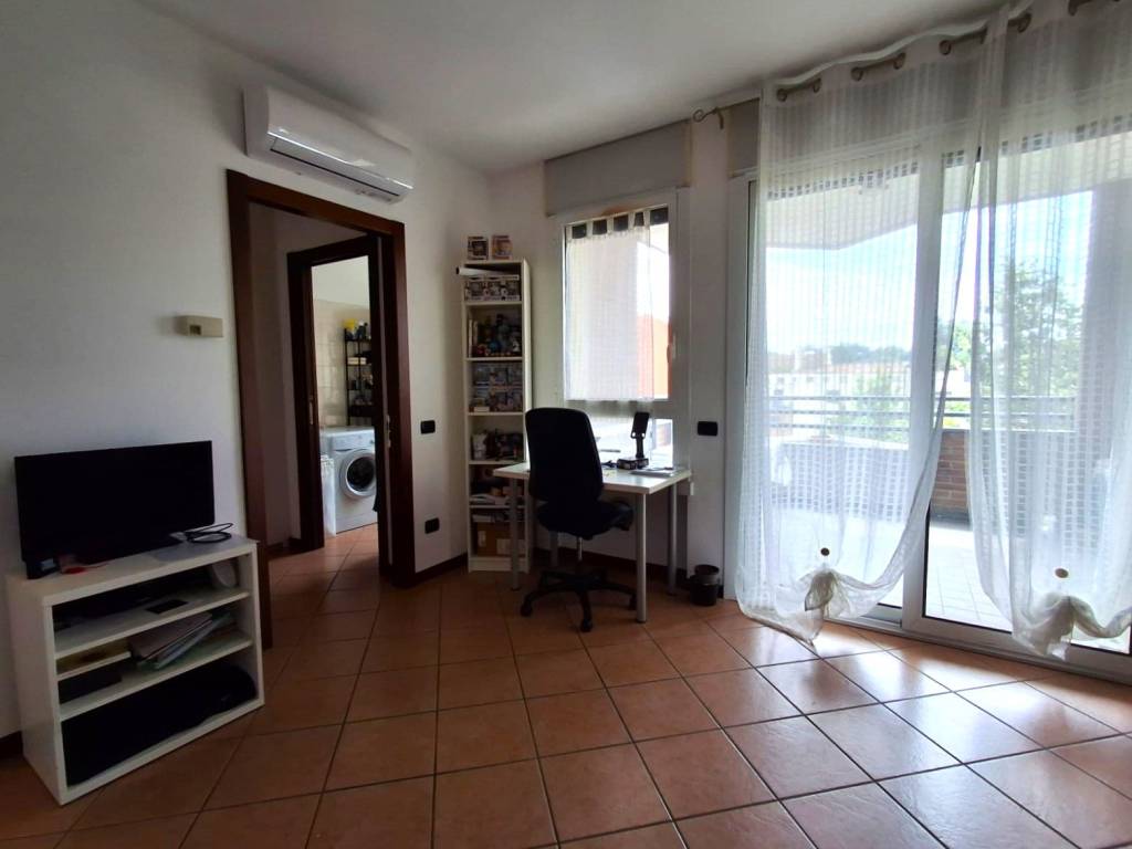 appartamento in affitto a Saronno