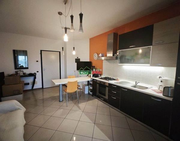 appartamento in affitto a Saronno