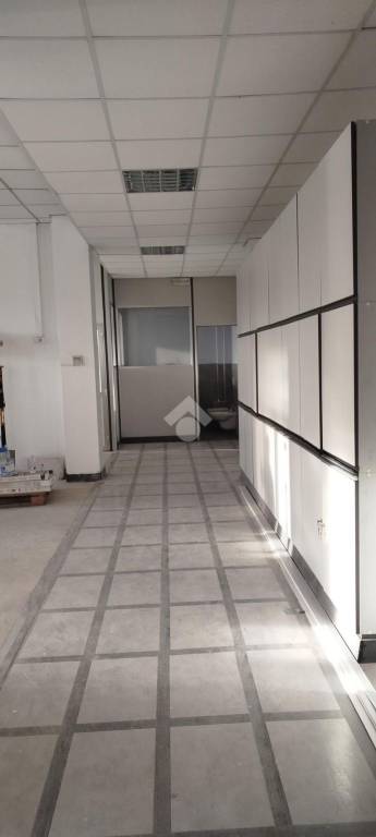 locale commerciale in affitto a Saronno in zona Fusetti