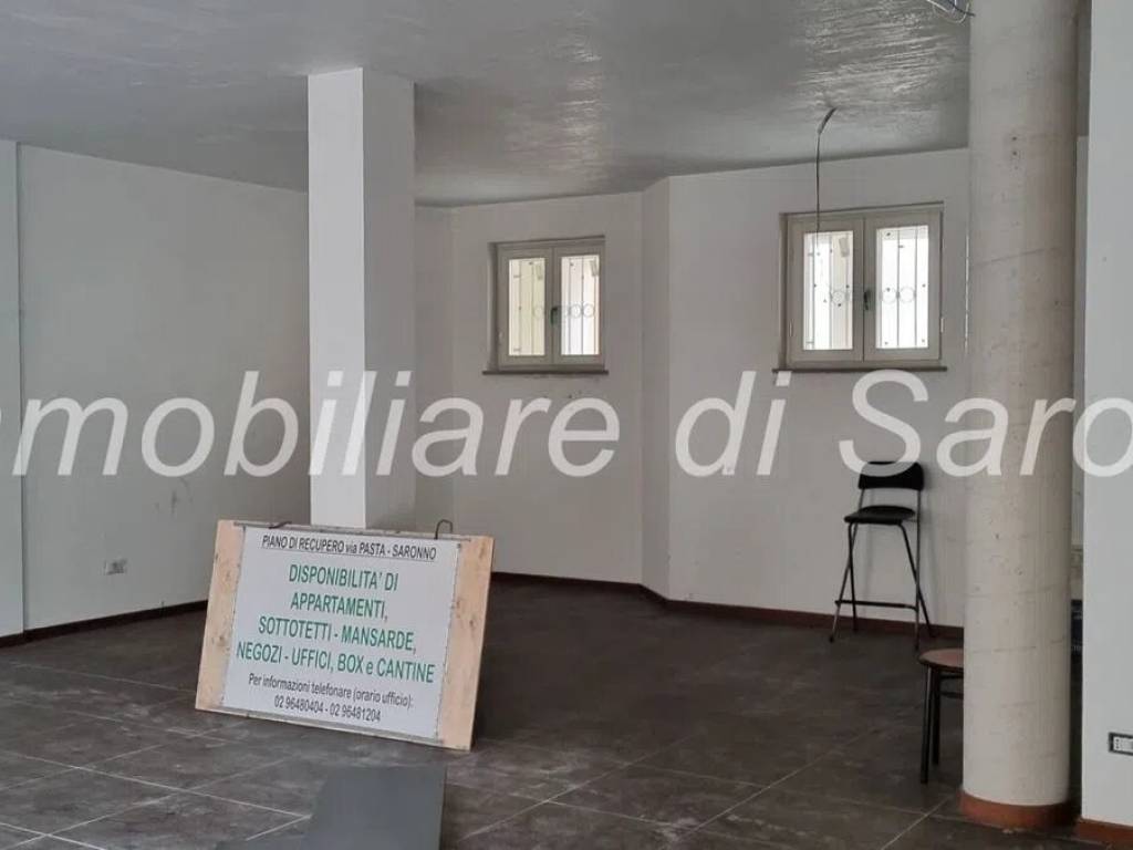 negozio in affitto a Saronno
