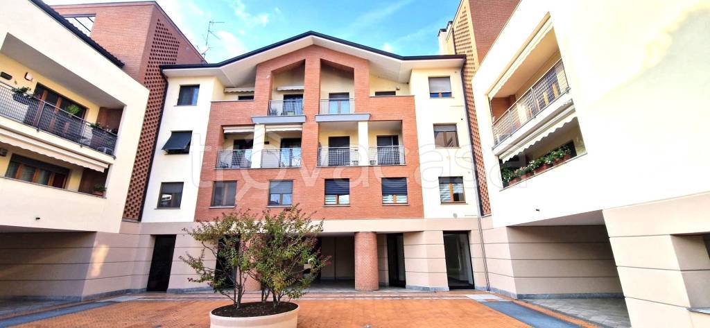 appartamento in affitto a Saronno