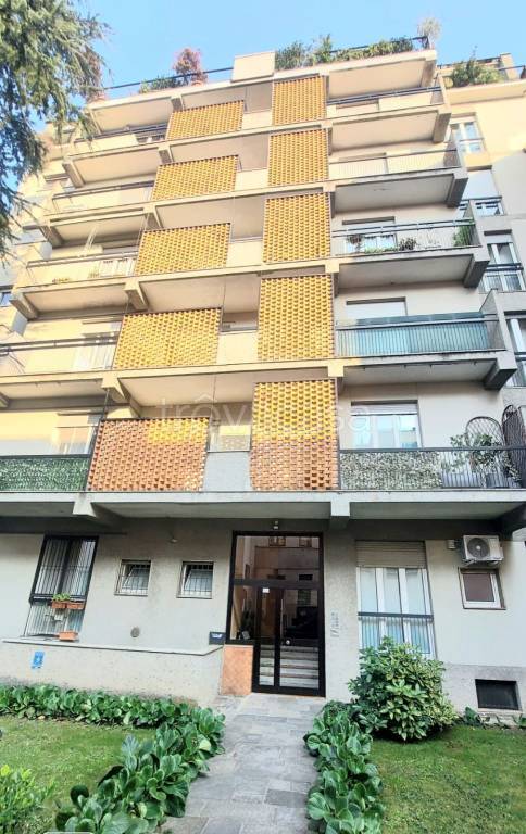 appartamento in affitto a Saronno