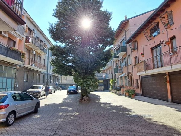 appartamento in affitto a Saronno