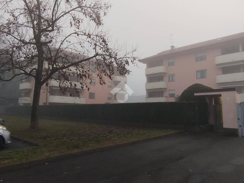 ufficio in affitto a Saronno