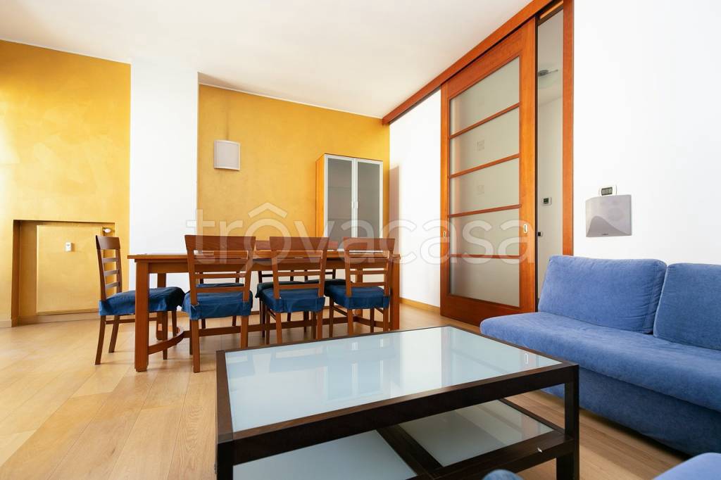 appartamento in affitto a Saronno