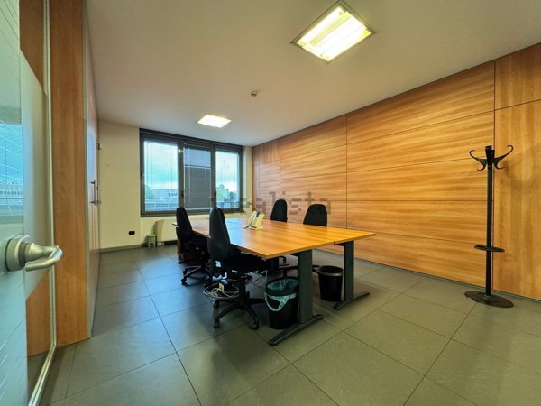ufficio in affitto a Saronno