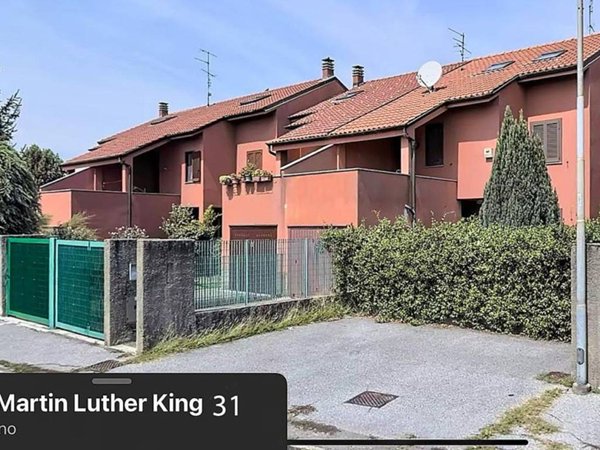 casa indipendente in affitto a Saronno