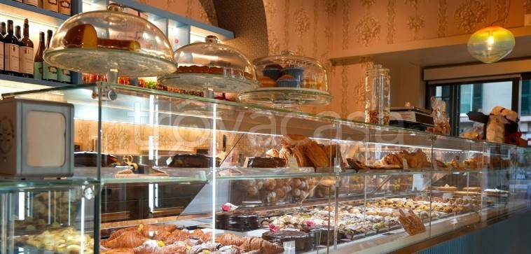 negozio in affitto a Saronno