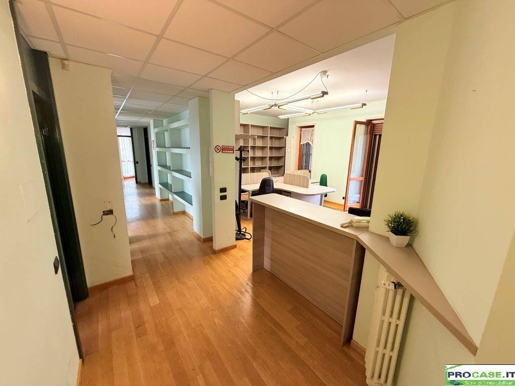 ufficio in affitto a Saronno