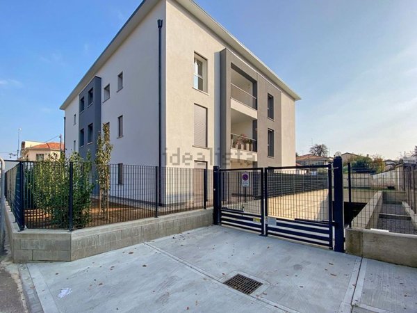 appartamento in affitto a Saronno