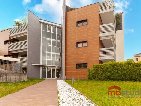 appartamento in affitto a Saronno