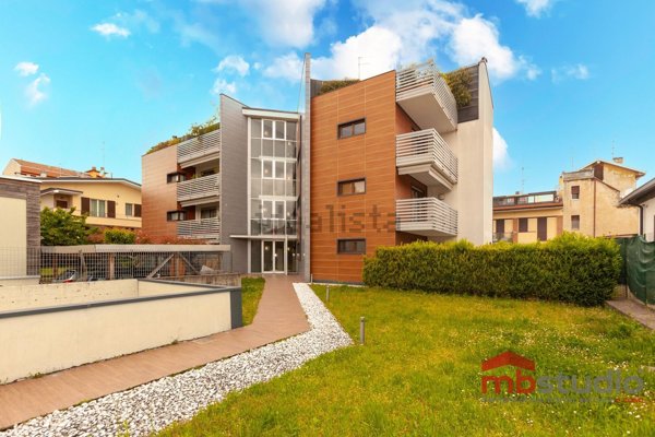 appartamento in affitto a Saronno