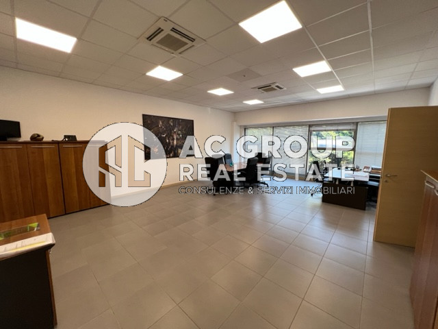 ufficio in affitto a Saronno