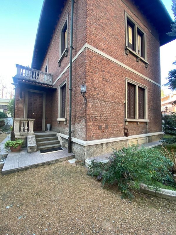 ufficio in affitto a Saronno