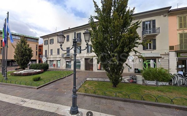 negozio in affitto a Saronno