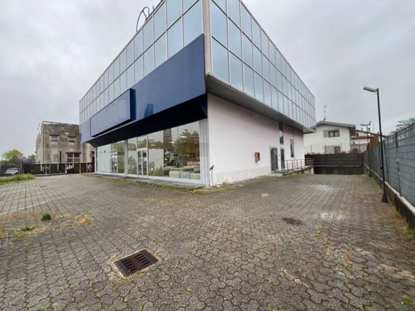 ufficio in affitto a Saronno