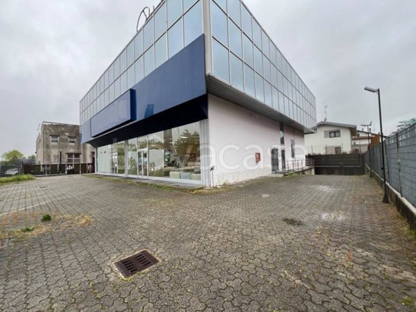 ufficio in affitto a Saronno
