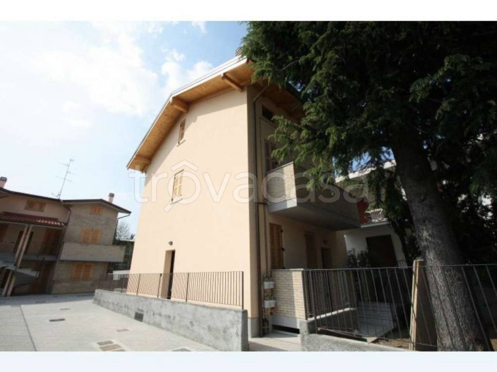 appartamento in affitto a Saronno