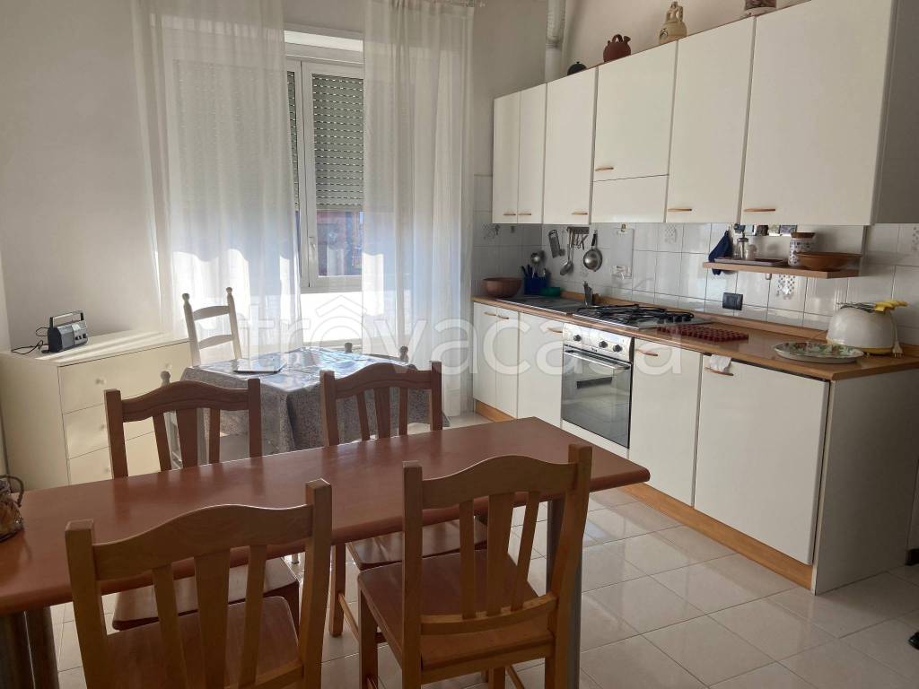 appartamento in affitto a Saronno