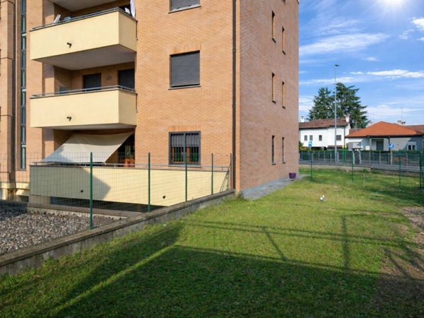 appartamento in affitto a Saronno