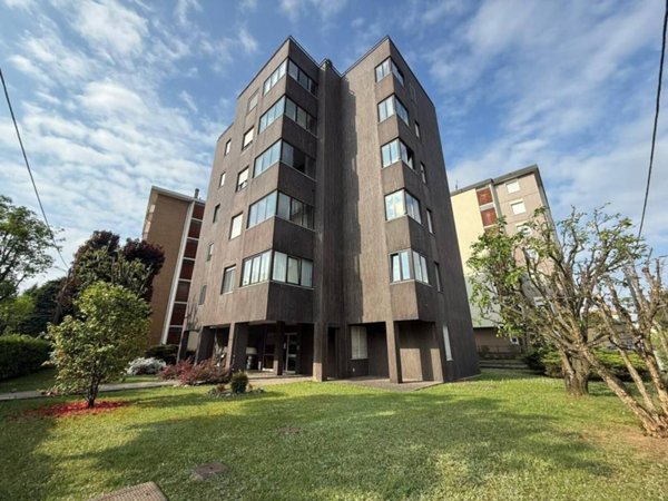 appartamento in affitto a Saronno