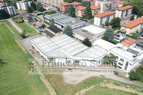 locale commerciale in affitto a Saronno