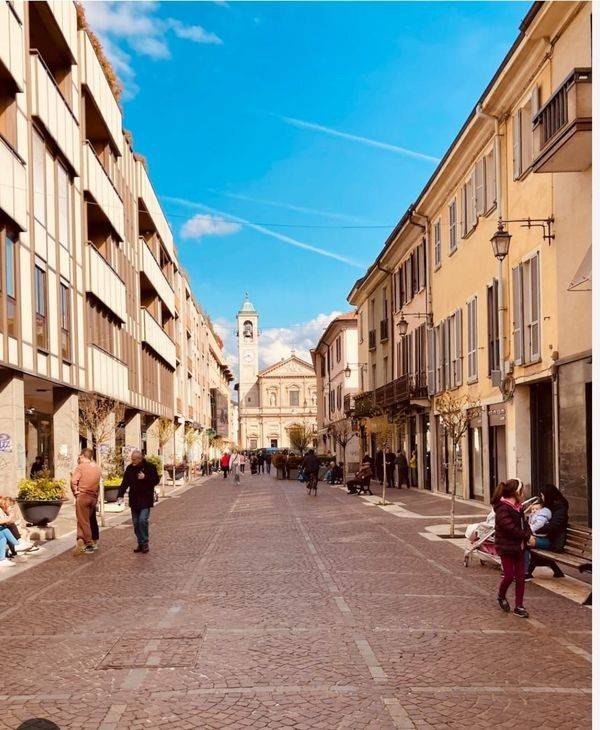 appartamento in affitto a Saronno
