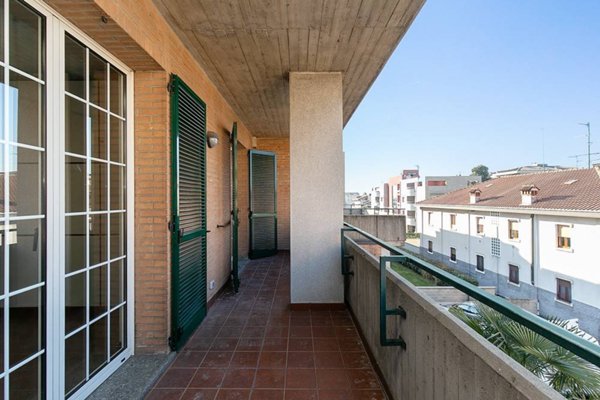 appartamento in affitto a Saronno