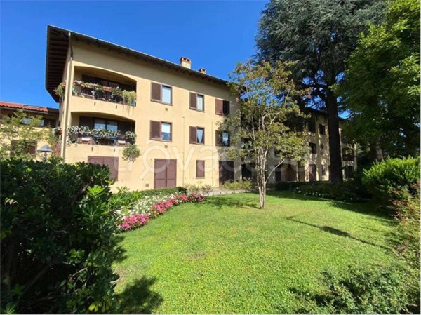 appartamento in affitto a Sesto Calende