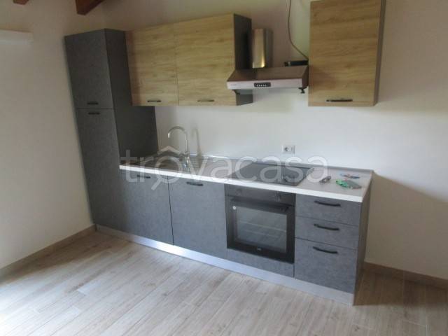 appartamento in affitto a Sesto Calende