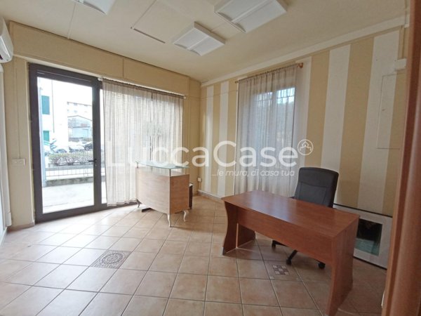 casa indipendente in affitto a Sesto Calende in zona Sant'Anna