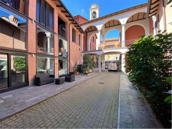 appartamento in affitto a Sesto Calende