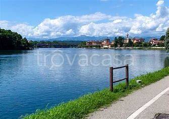 appartamento in affitto a Sesto Calende