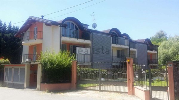 appartamento in affitto a Sesto Calende