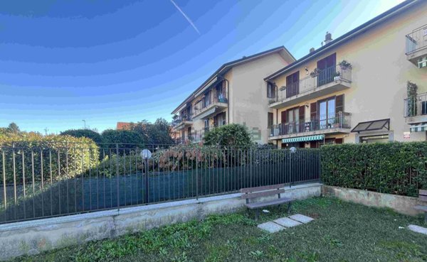 appartamento in affitto a Sesto Calende
