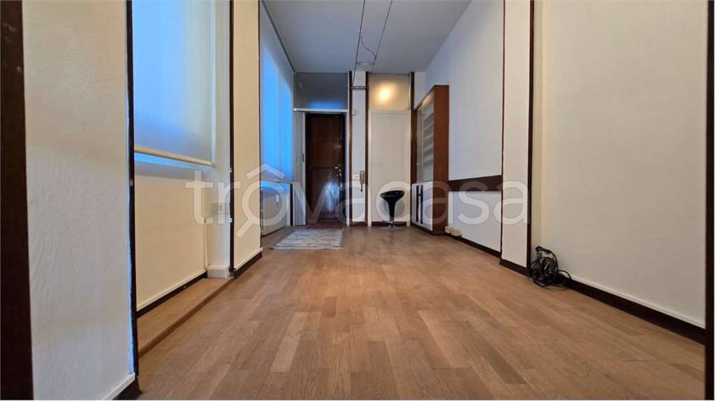 appartamento in affitto a Sesto Calende