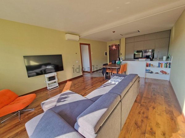 appartamento in affitto a Sesto Calende in zona Lisanza