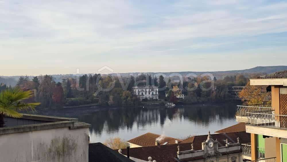 appartamento in affitto a Sesto Calende